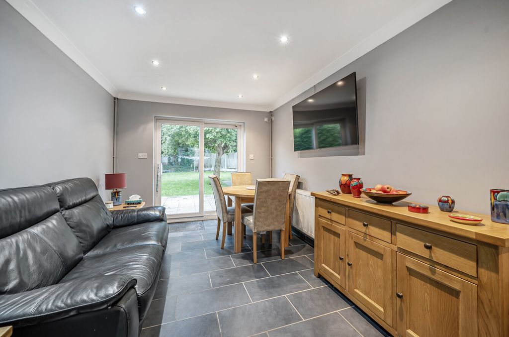 Property photo 3 of 25 1357532-16-68d2Cf...