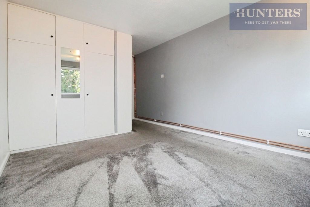 Property photo 2 of 8 Pbox-Img.Jpg