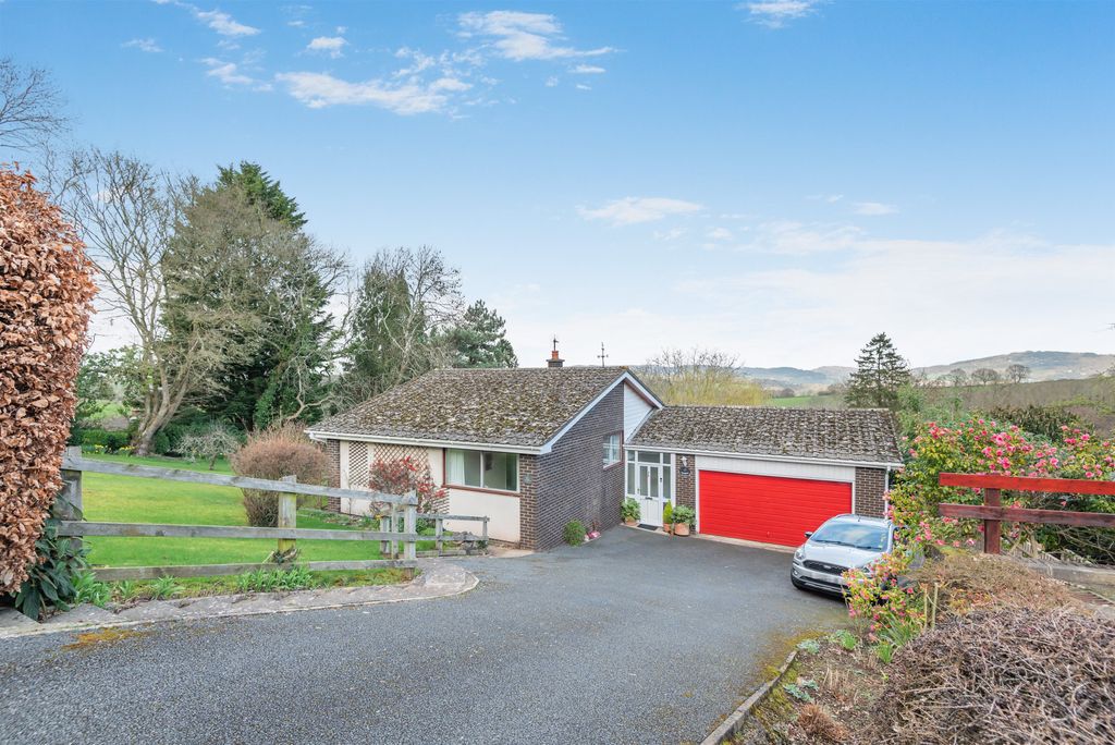 Property photo 1 of 22