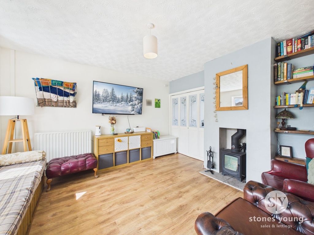 Property photo 3 of 23