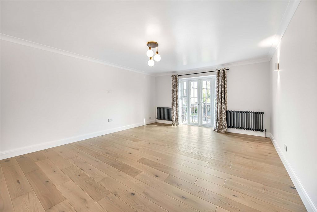 Property photo 2 of 13 Reception Room