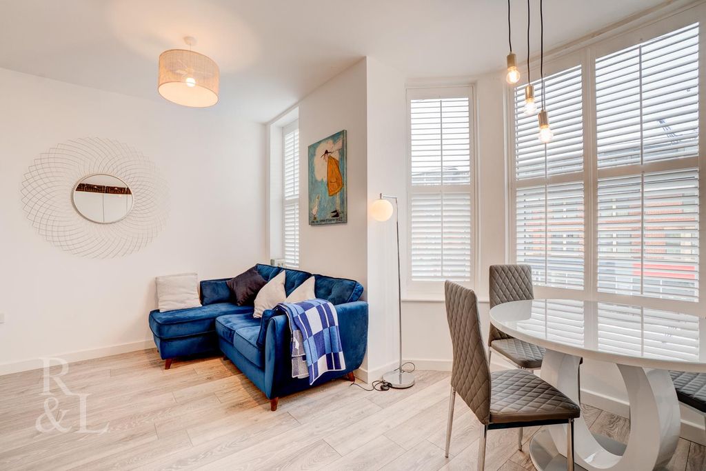 Property photo 3 of 11 Batched (12).Jpg