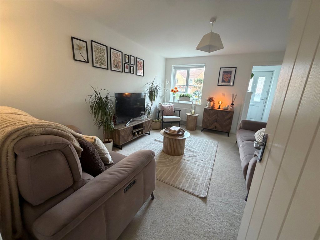 Property photo 3 of 16 Picture No. 14