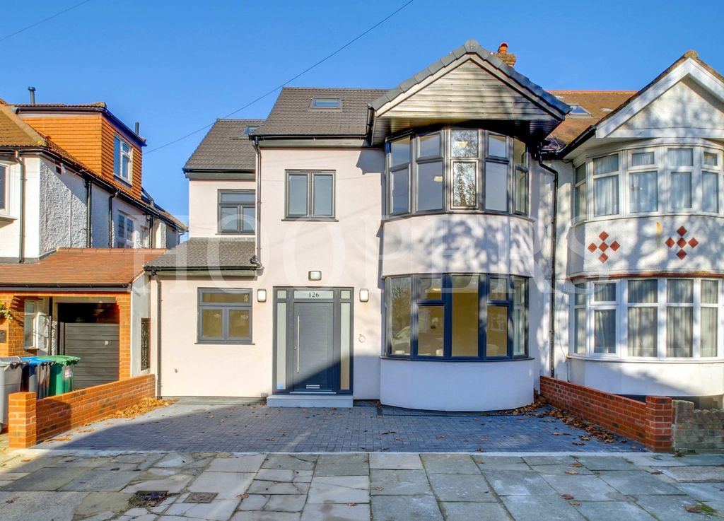 Property photo 1 of 15