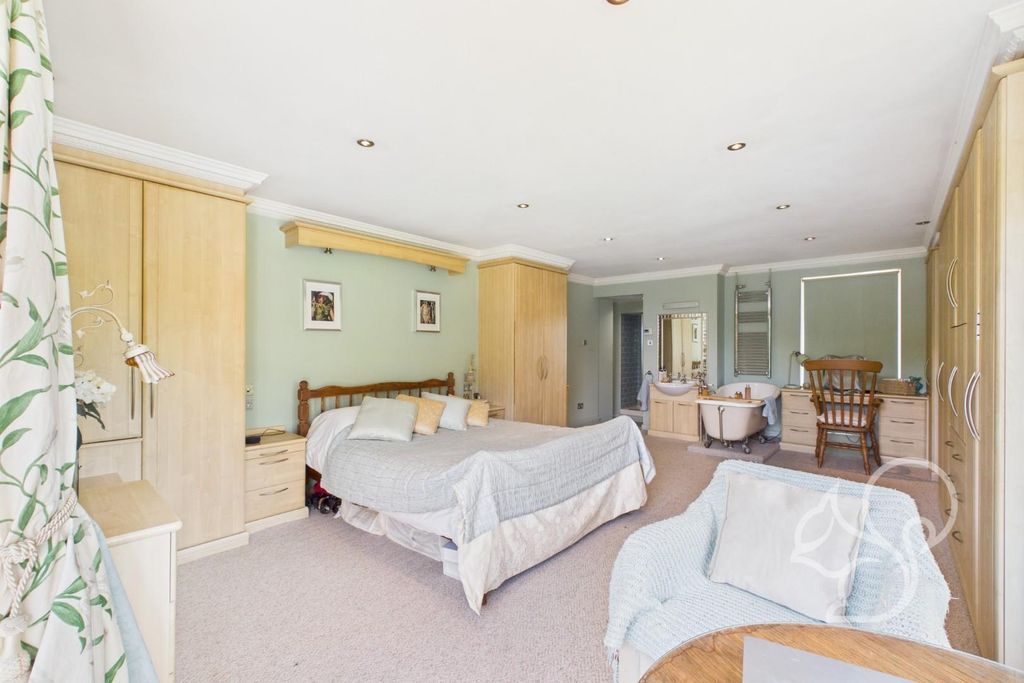 Property photo 2 of 54 Cam01659G0-Pr0464-Still026.Jpg