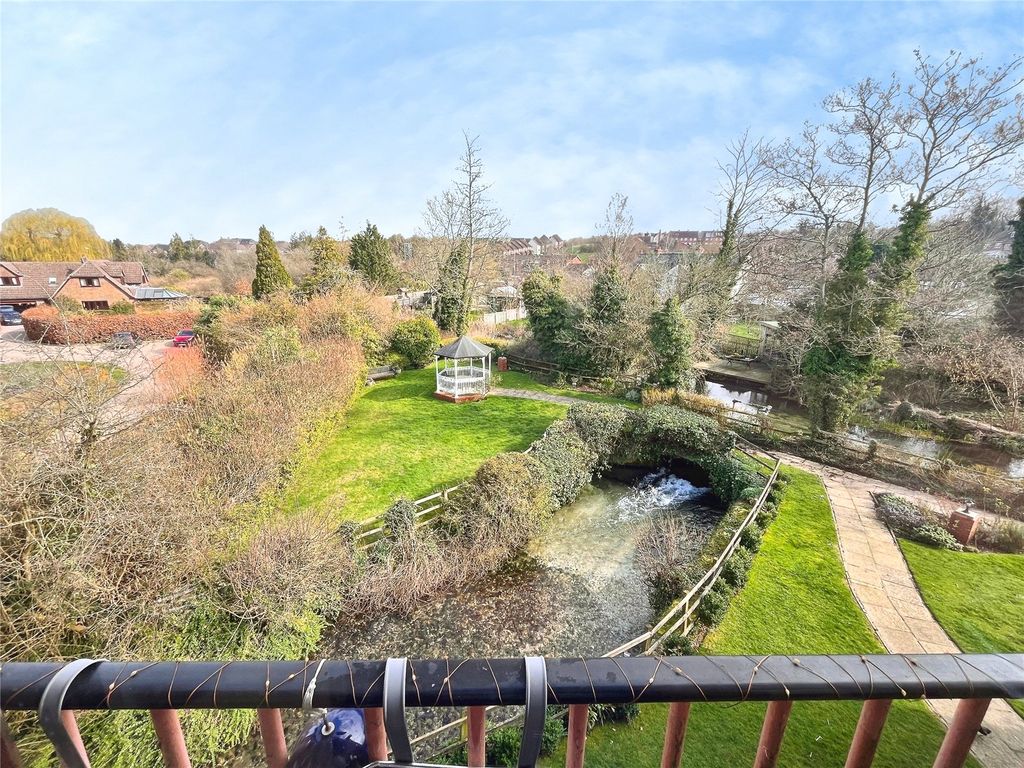 Property photo 2 of 12 Picture No. 05