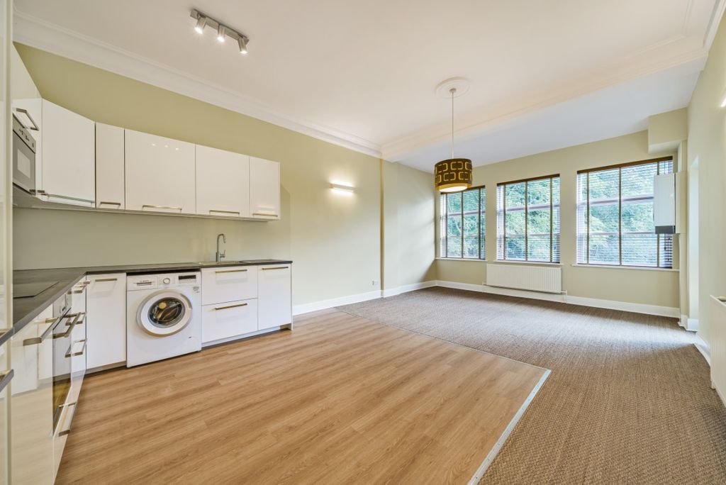 Property photo 2 of 8 1007220 (3)