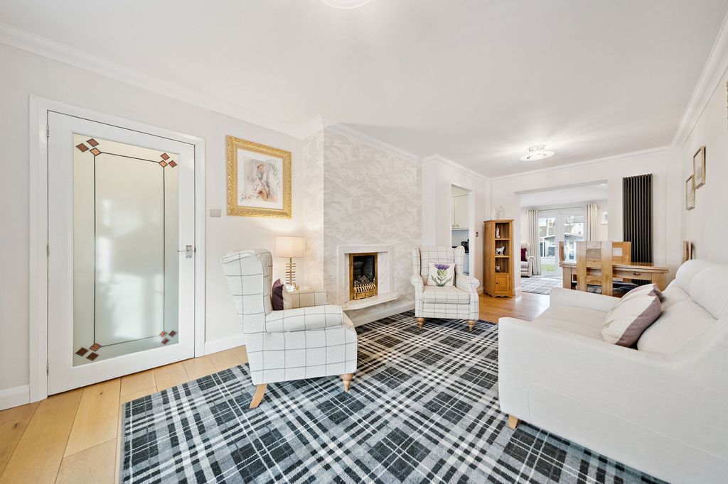 Property photo 2 of 24