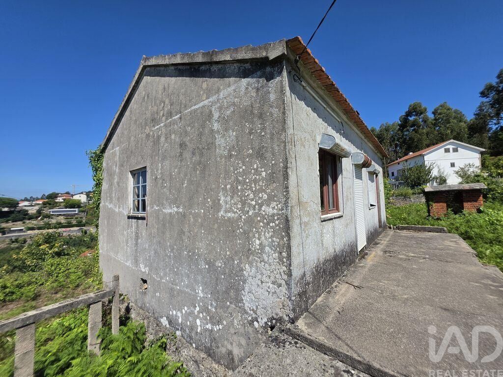 Property photo 2 of 28