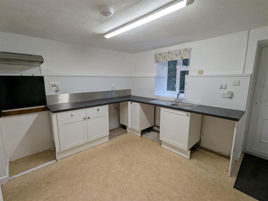 Property photo 3 of 13 Pxl_20260119_140449589.Jpg