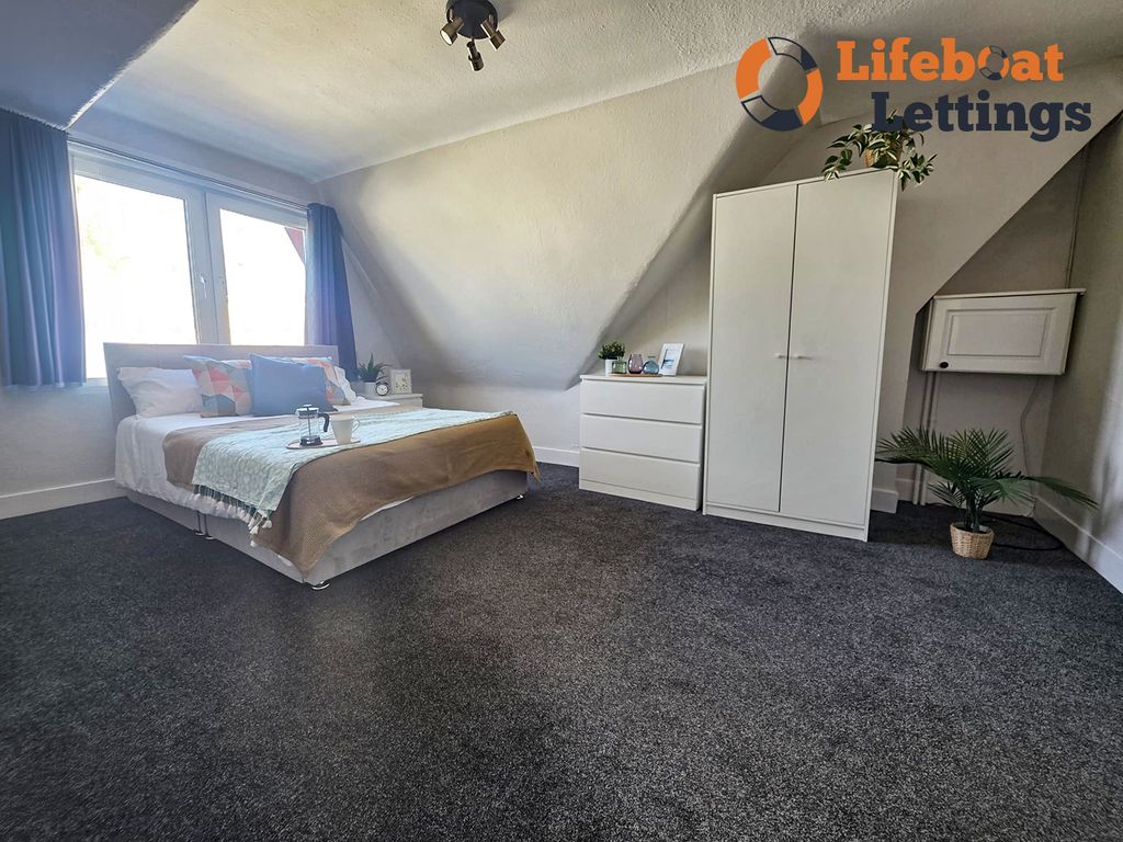 Property photo 1 of 7 Bedroom 8A