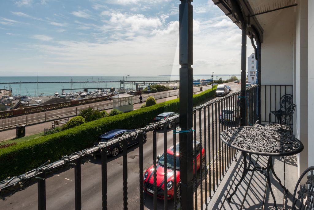 Additional image 8 of 7 bed terraced house for saleNelson Crescent, Ramsgate CT11