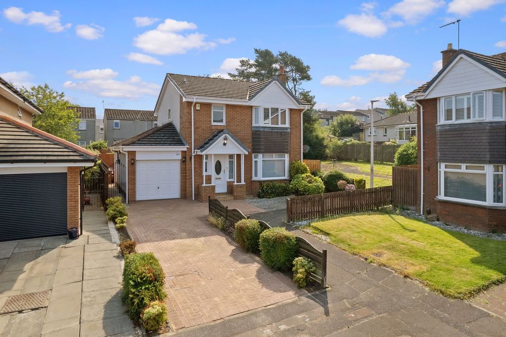 Property photo 3 of 35