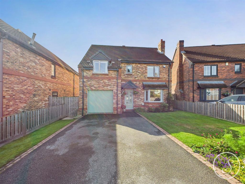 Property photo 1 of 31 External