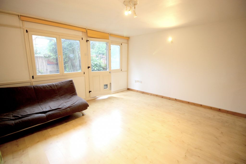 Property photo 2 of 13 Gallery