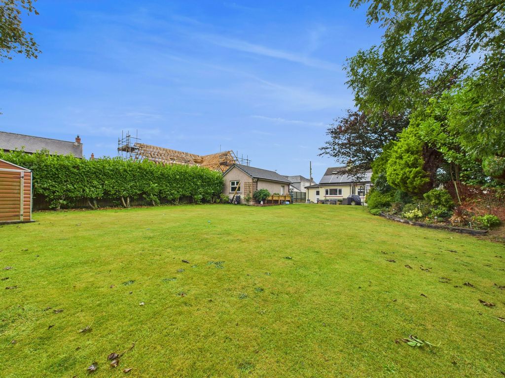 Property photo 3 of 24