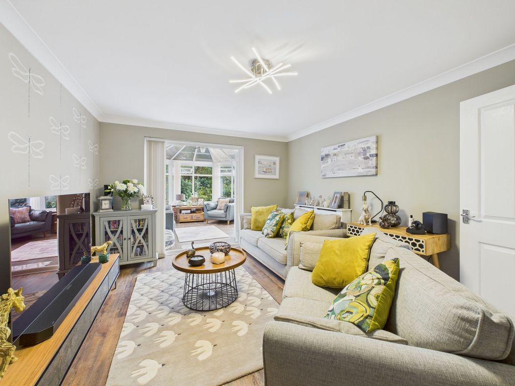 Property photo 2 of 34