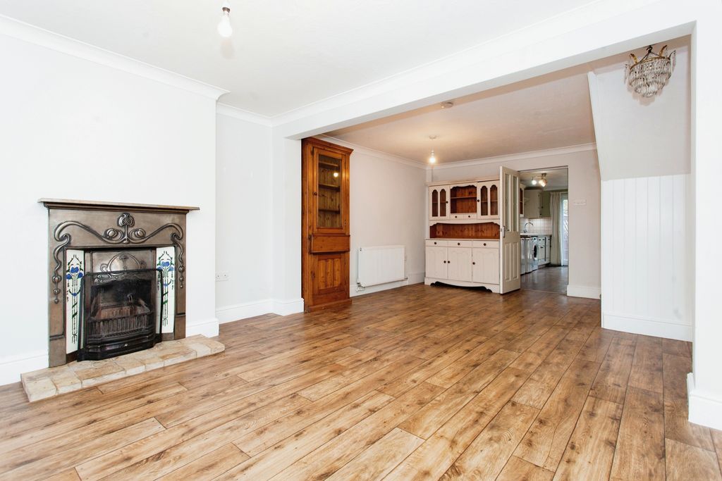 Property photo 2 of 16 View