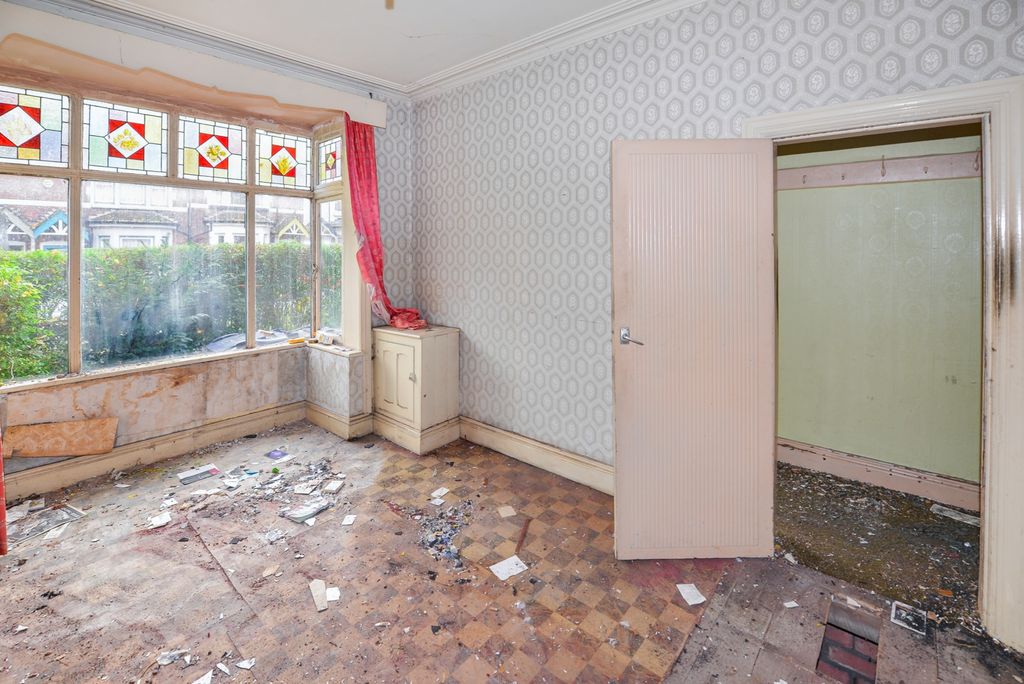 Property photo 2 of 22 11 Second Avenue, Selly Park, Birmingham, B29 7HD