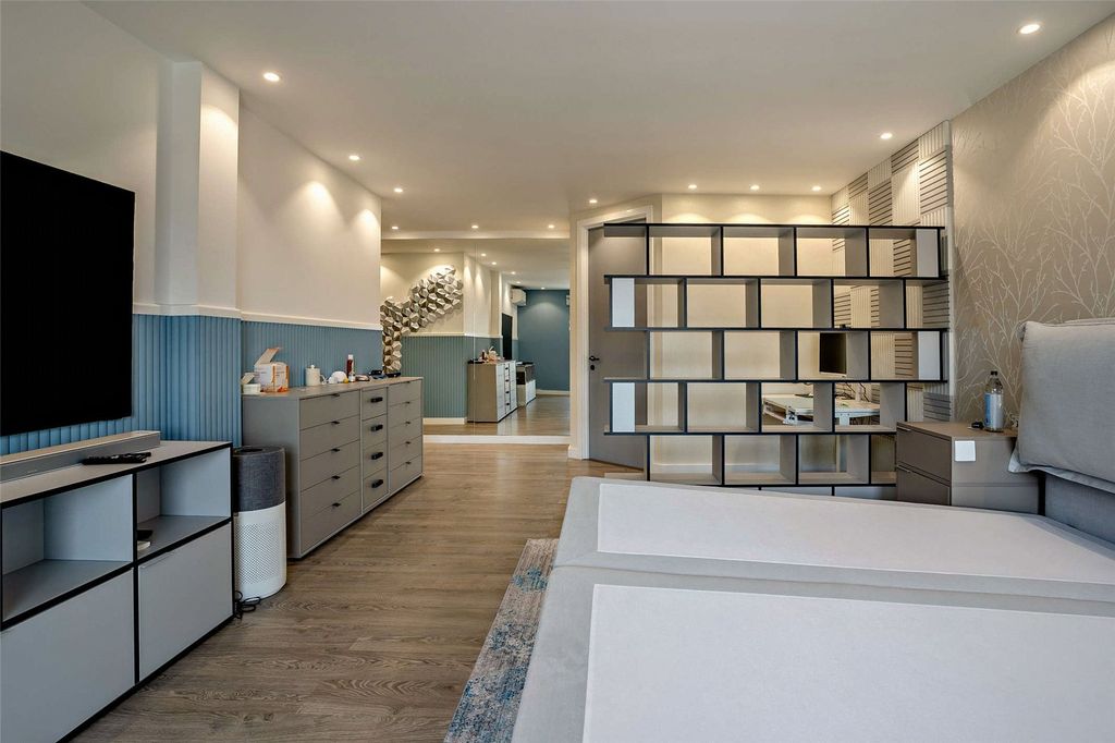 Additional image 8 of 2 bed flat for saleGreyfriars Road, Cardiff CF10