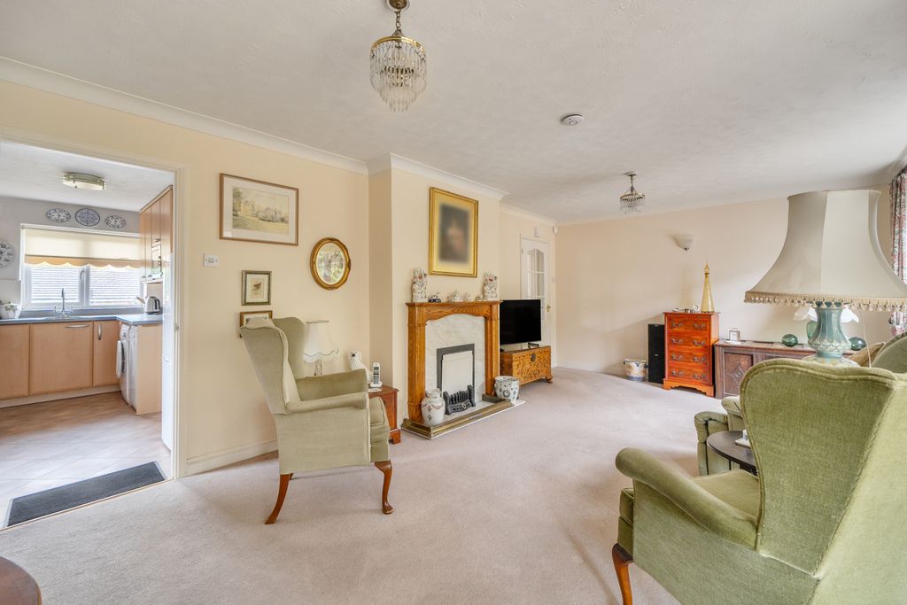 Property photo 2 of 19 Picture No. 08