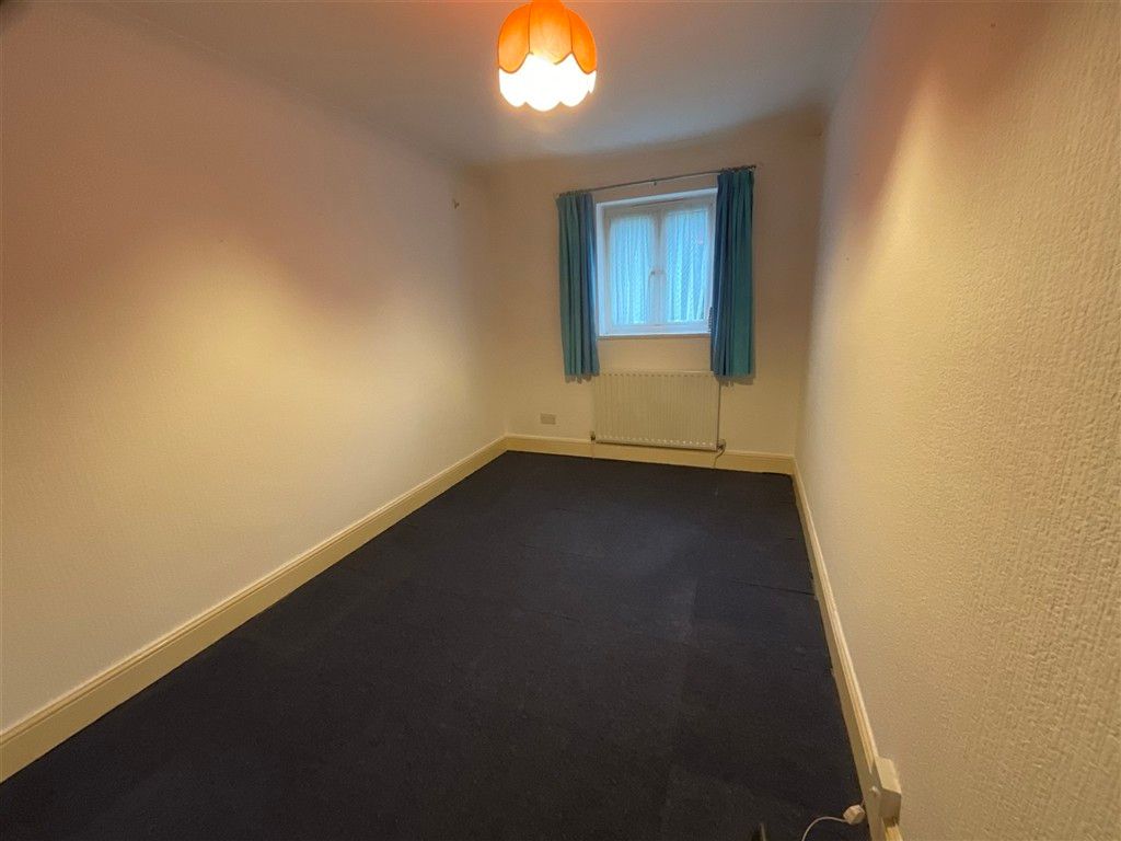 Property photo 2 of 6 Lounge