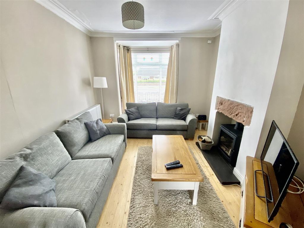 Property photo 2 of 21 867B2646-Bb0D-4450-B403-81Cb8Aa1552A.Jpeg