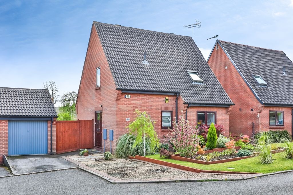 Property photo 1 of 15