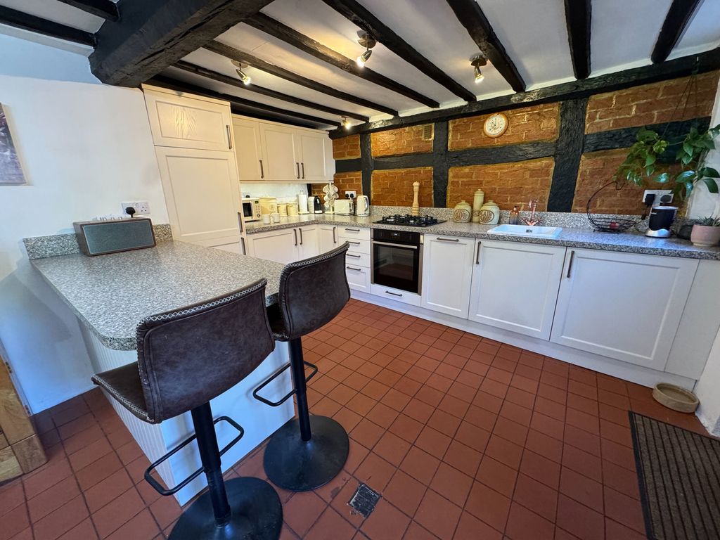 Property photo 3 of 16