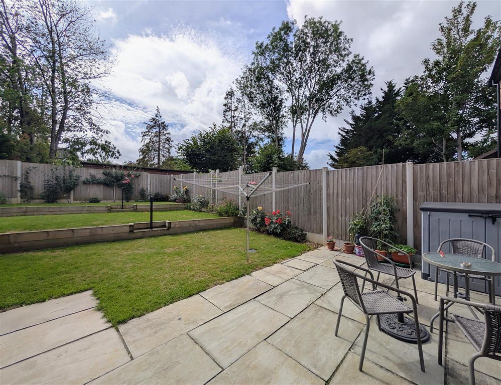 Property photo 3 of 18