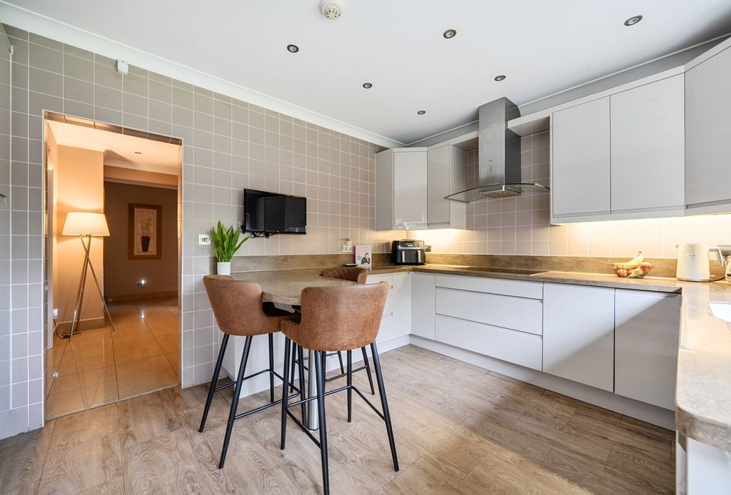 Property photo 2 of 17 1515998 (6).Jpg