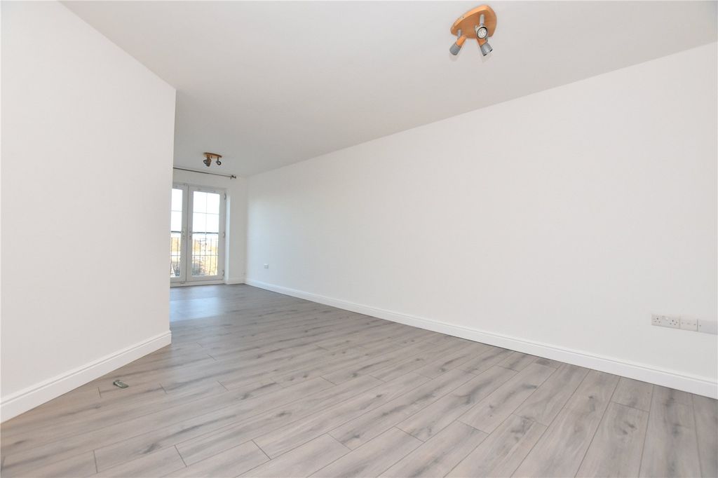 Property photo 2 of 11 Picture No. 02