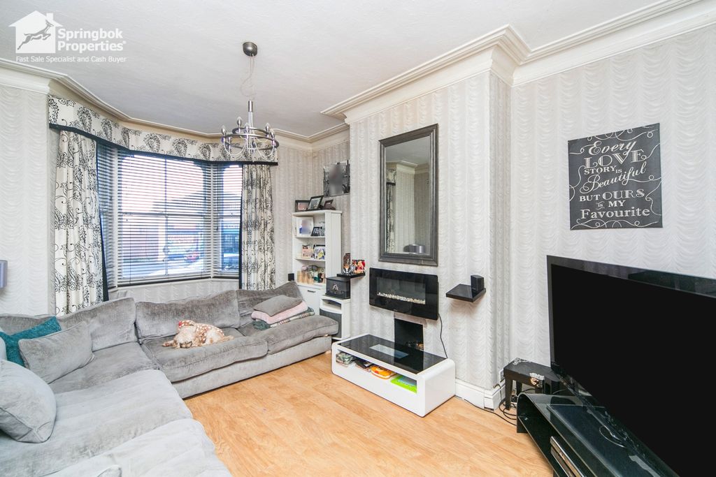 Property photo 3 of 13 Image 3