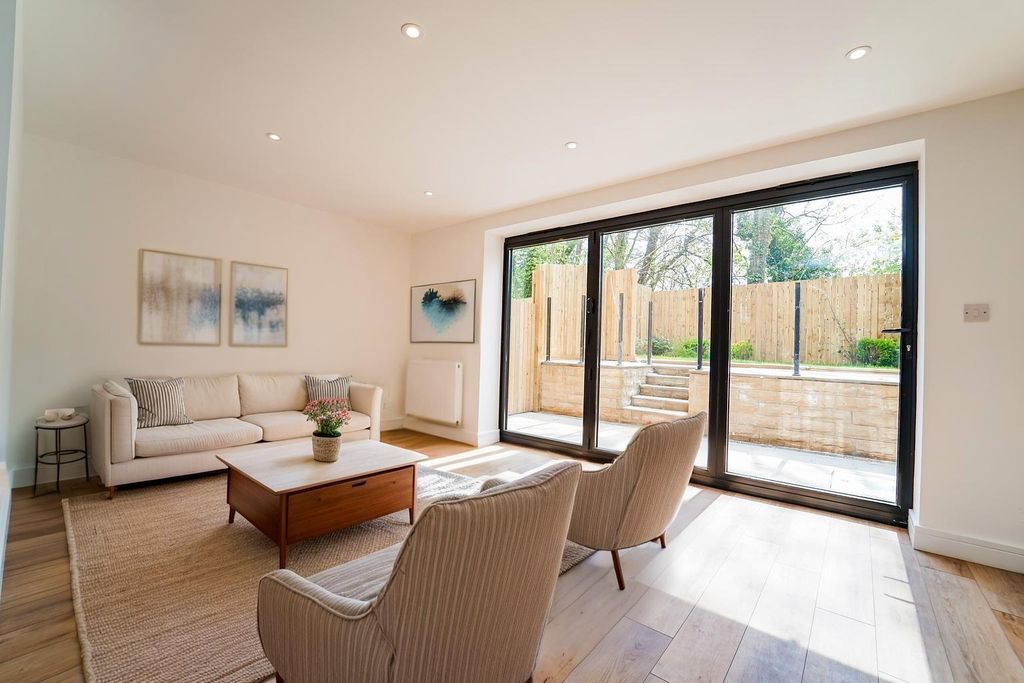 Property photo 3 of 35 3.Jpg