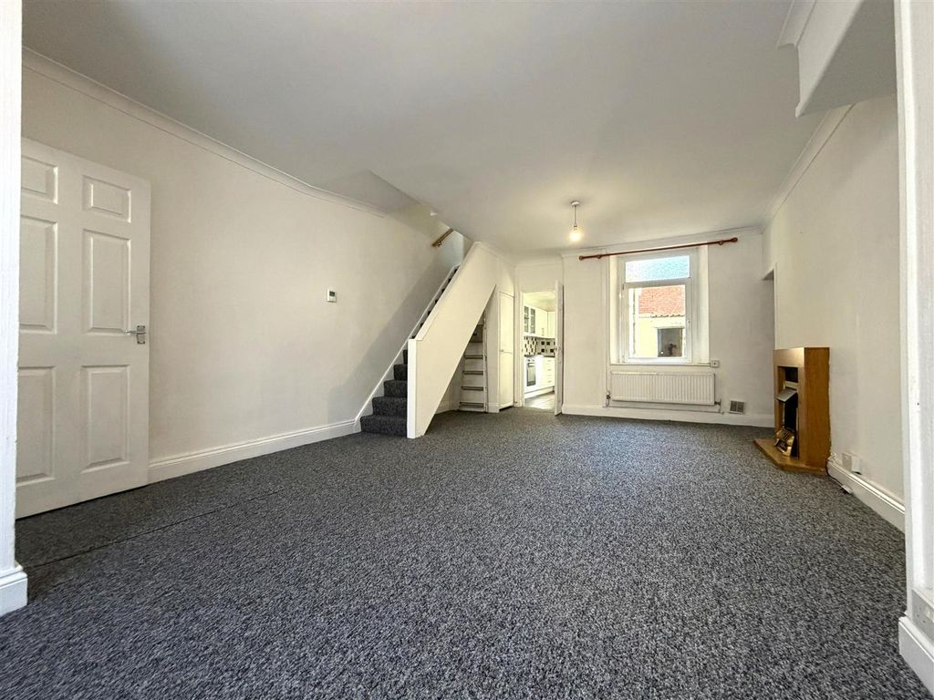 Property photo 3 of 17 14.Jpeg