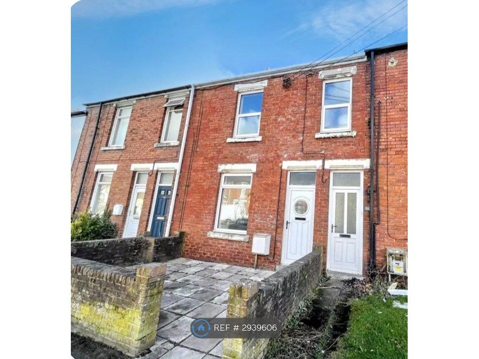 Property photo 1 of 11 Front