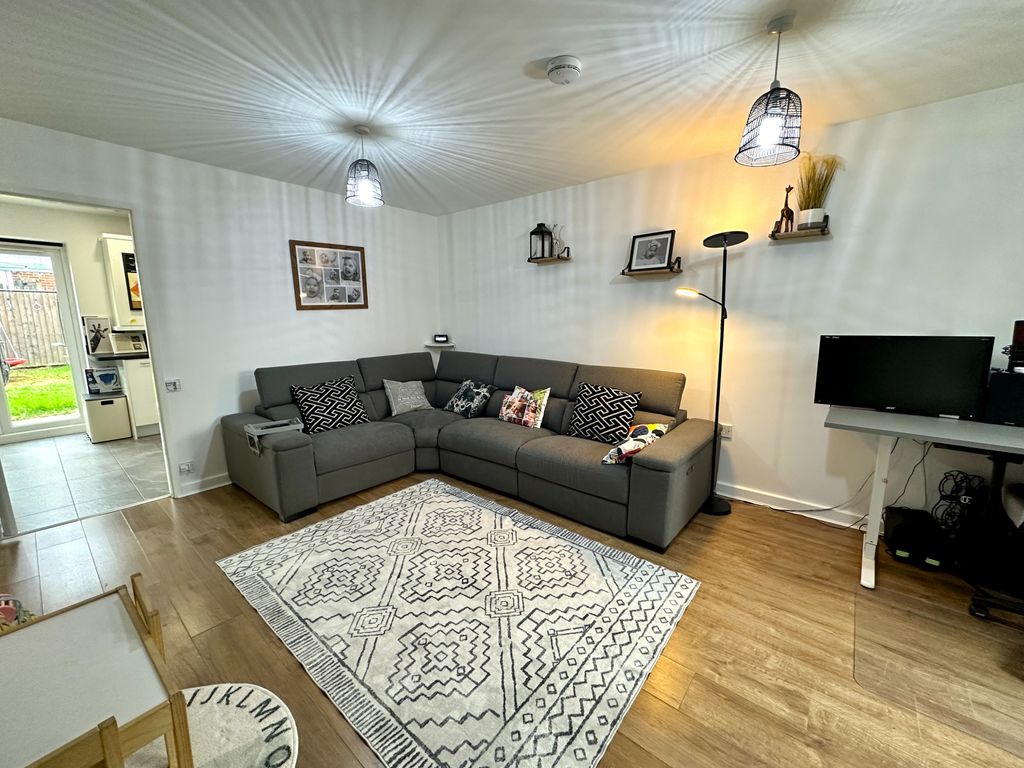 Property photo 2 of 22