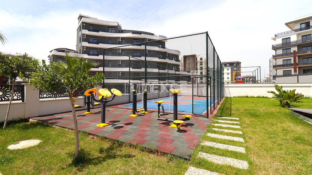 Property photo 2 of 22