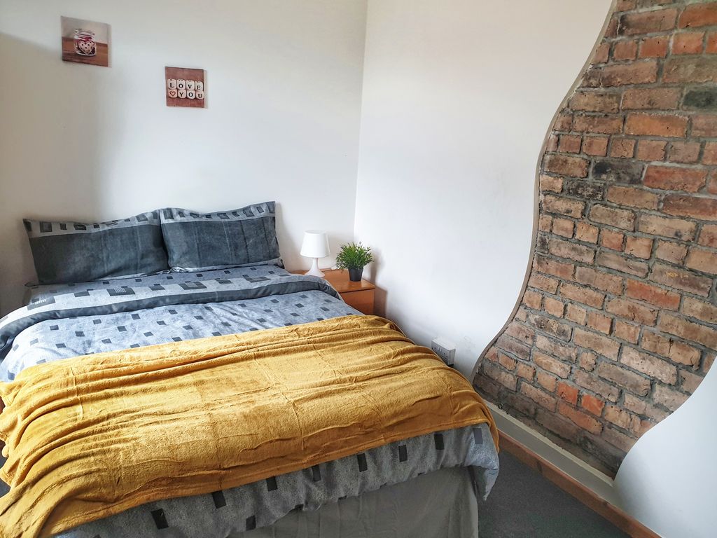 Property photo 2 of 6