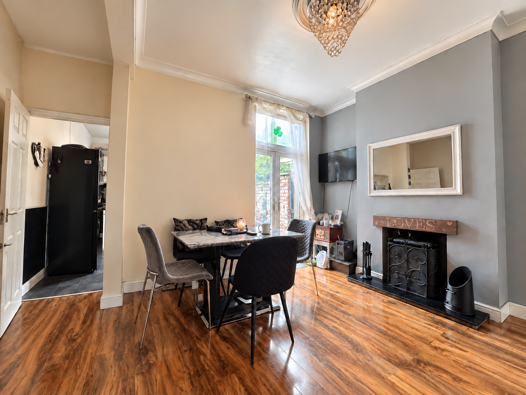 Property photo 2 of 14 Deal Estate Agents