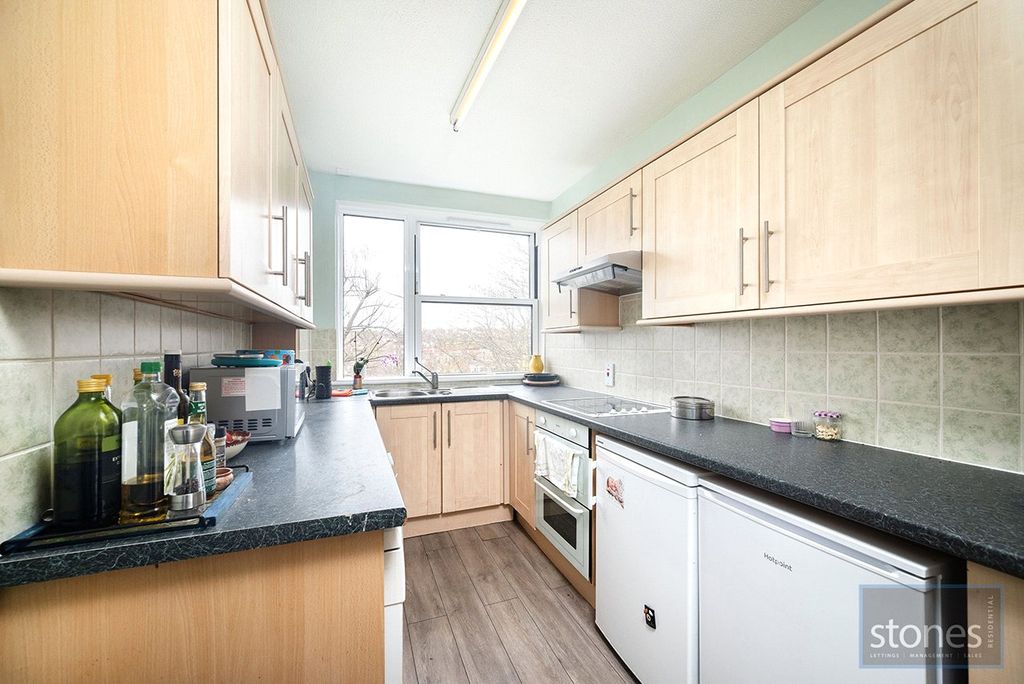 Property photo 2 of 10 Picture No. 19