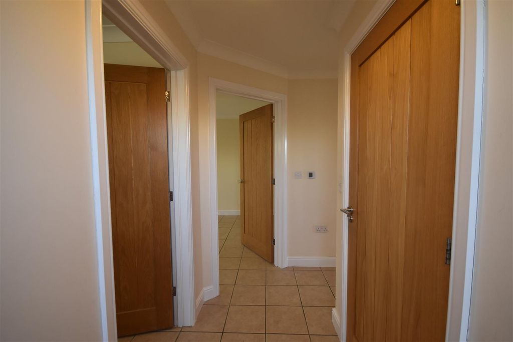 Property photo 2 of 9 Dsc_1042.Jpg