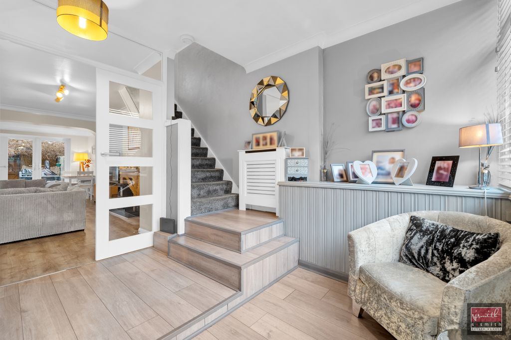 Property photo 2 of 14 Dsc02479