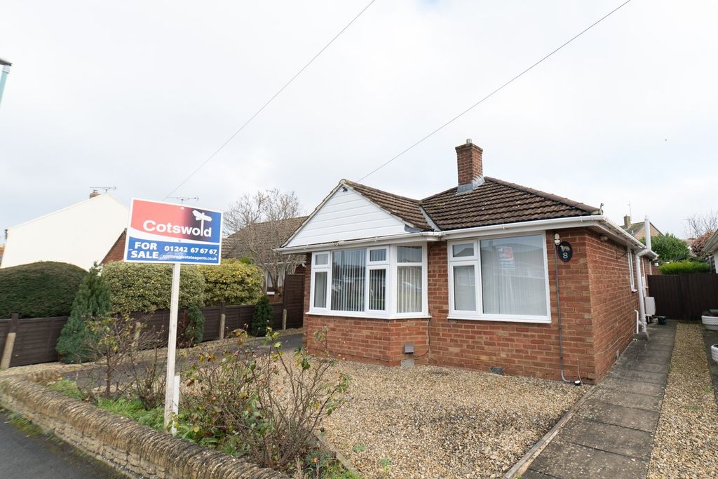 Property photo 2 of 16