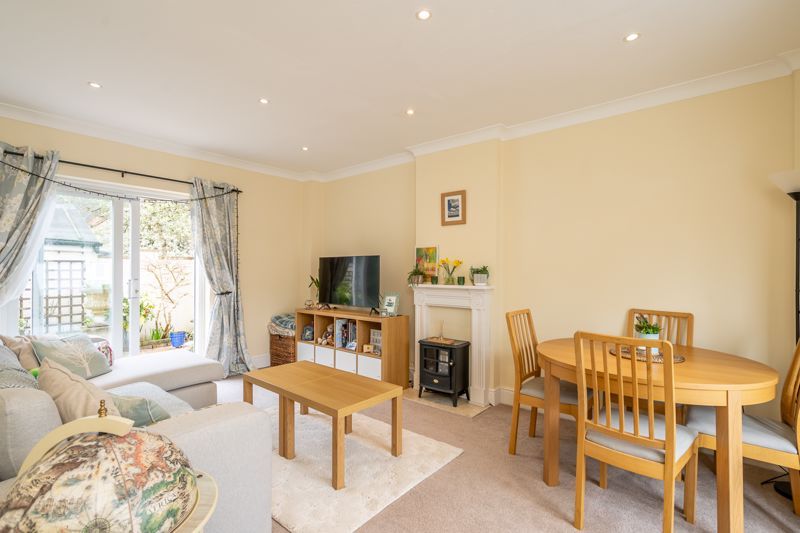 Property photo 2 of 15 Photo 8