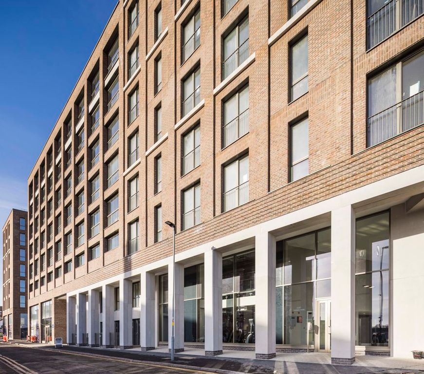 Property photo 2 of 14