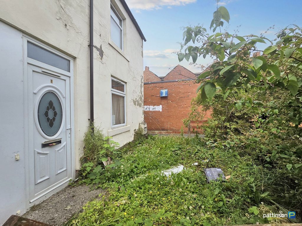 Property photo 3 of 9