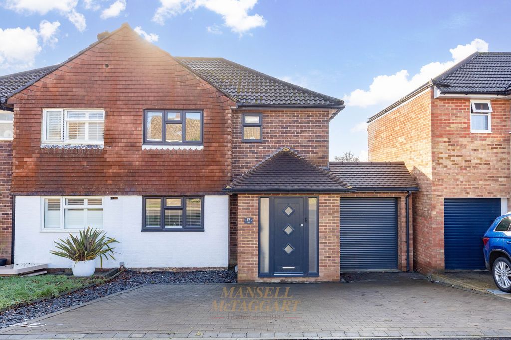 Property photo 1 of 30