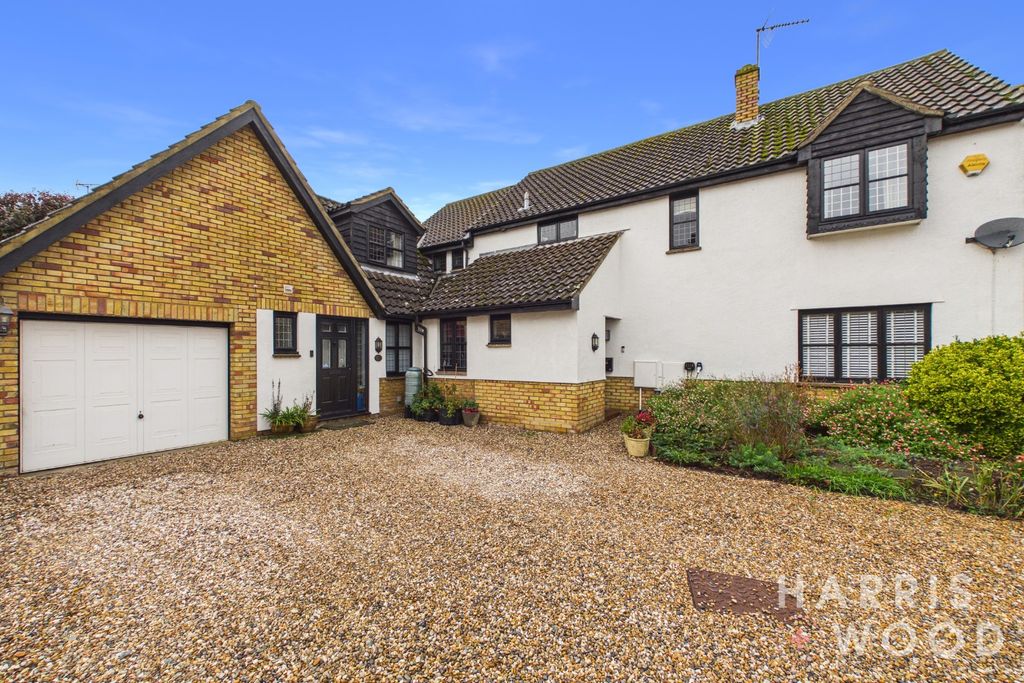 Property photo 1 of 41 5903990