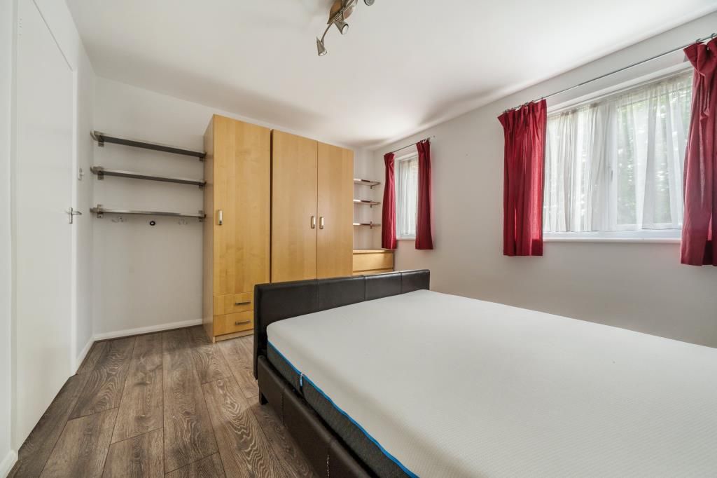 Property photo 2 of 12 Bedroom